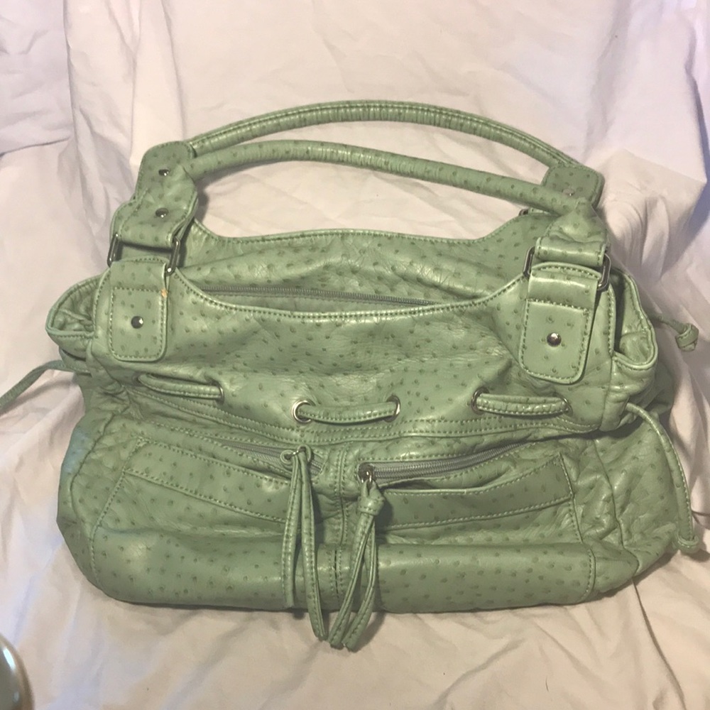 Bueno purse